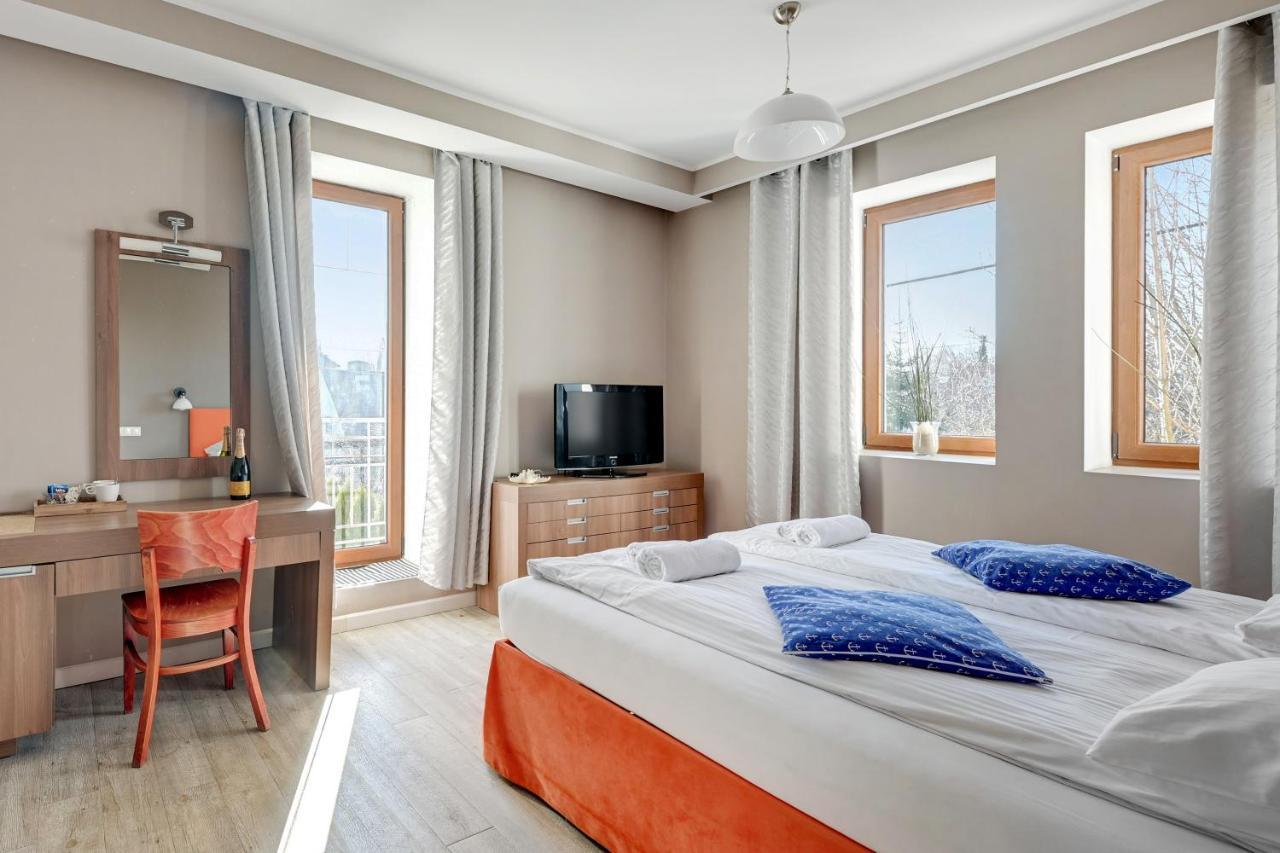 Beach Front - Nautilius Apartment กดัญสก์ ภายนอก รูปภาพ