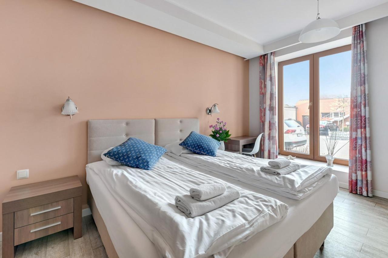 Beach Front - Nautilius Apartment กดัญสก์ ภายนอก รูปภาพ