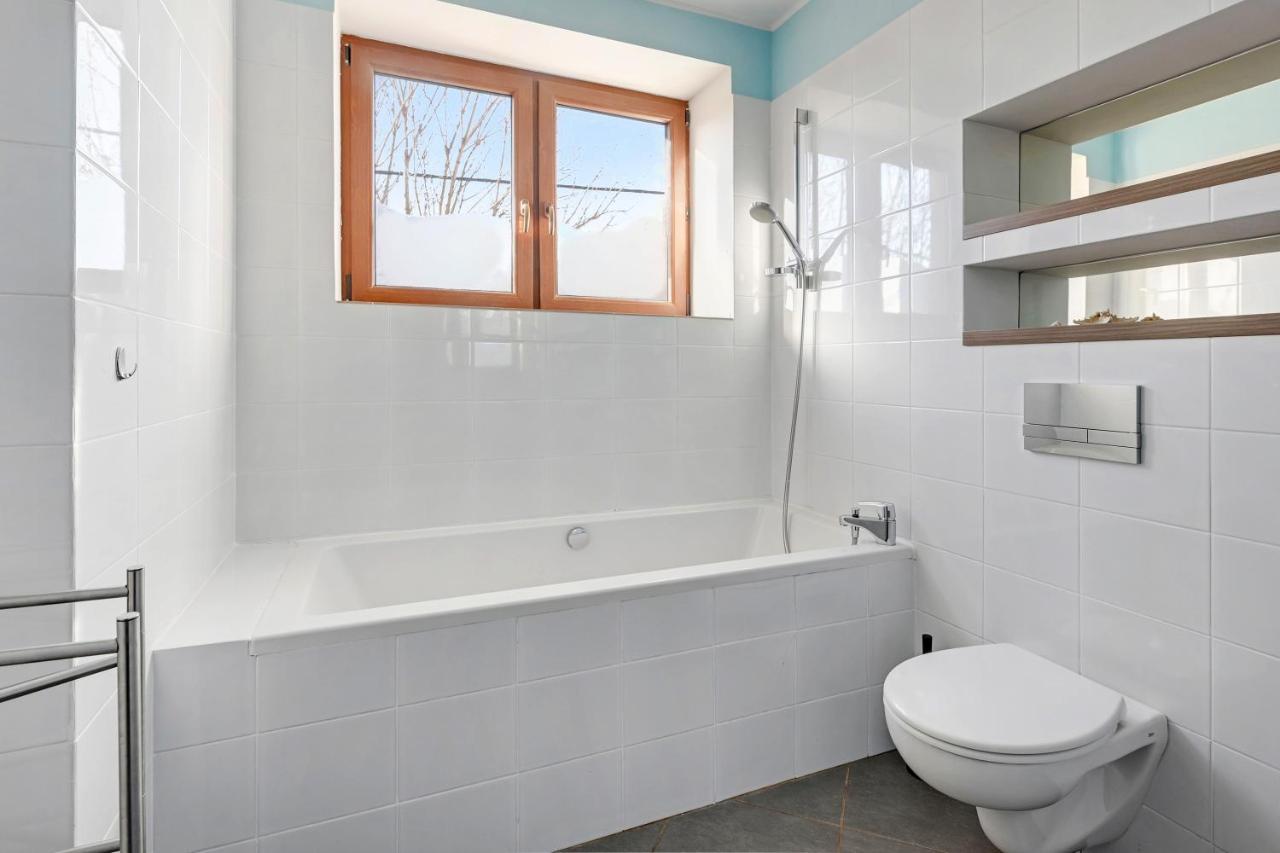 Beach Front - Nautilius Apartment กดัญสก์ ภายนอก รูปภาพ