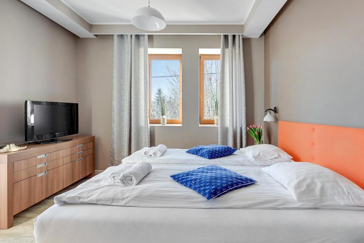 Beach Front - Nautilius Apartment กดัญสก์ ภายนอก รูปภาพ