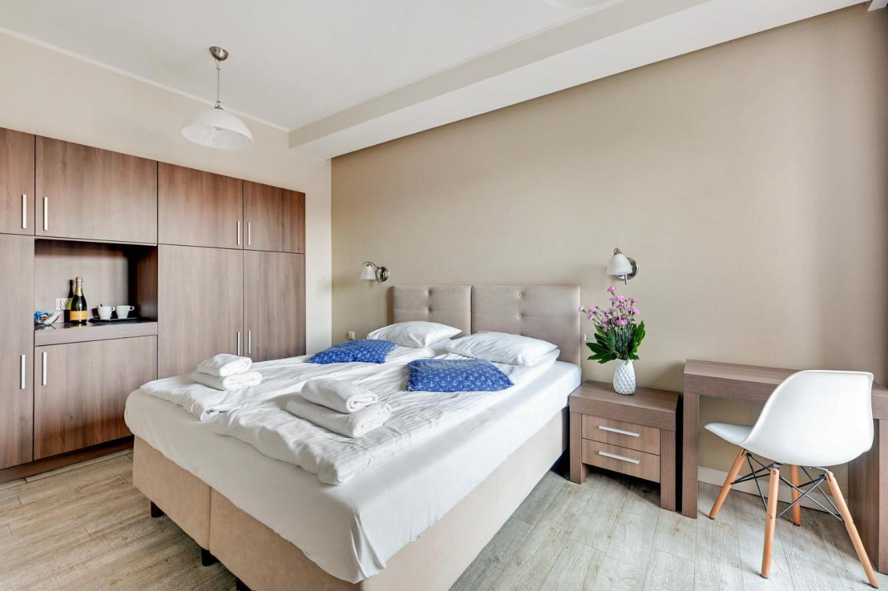 Beach Front - Nautilius Apartment กดัญสก์ ภายนอก รูปภาพ