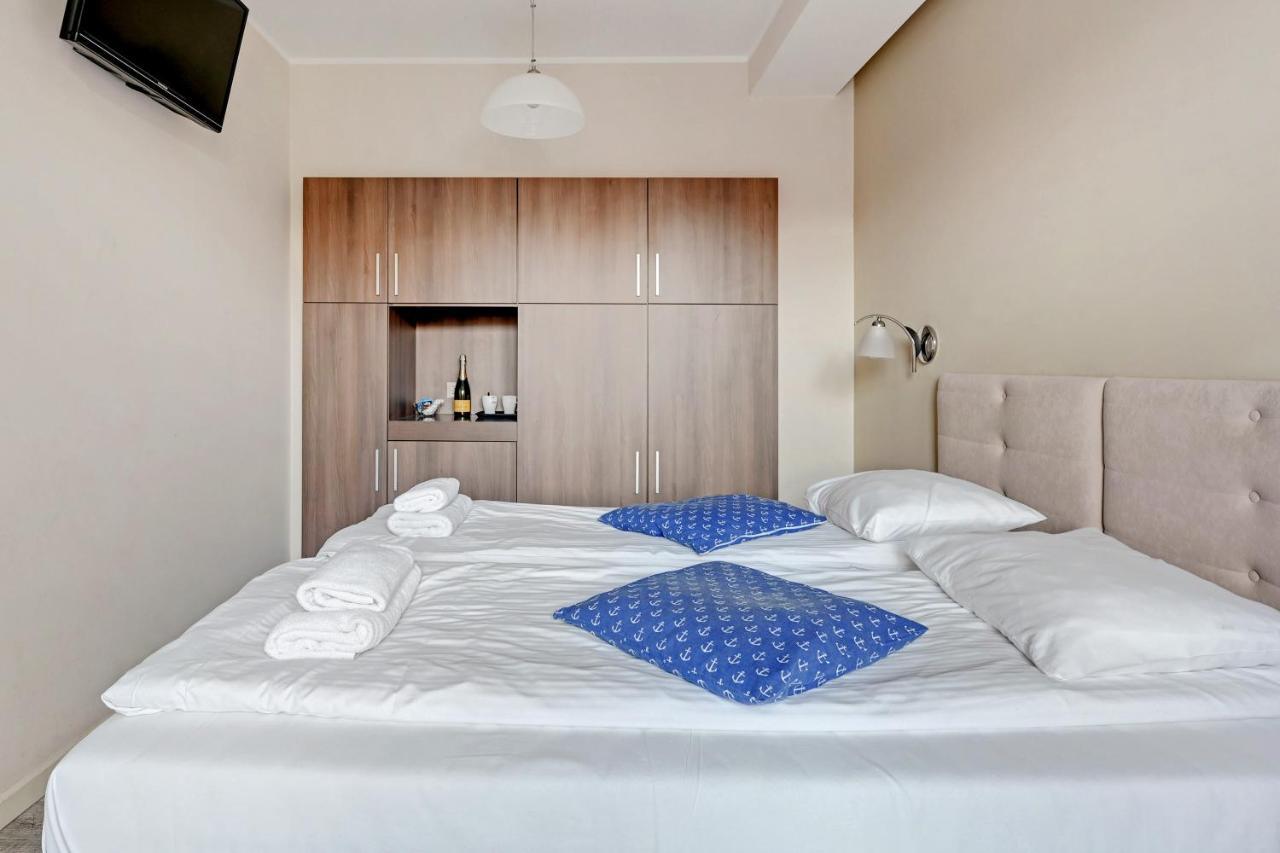 Beach Front - Nautilius Apartment กดัญสก์ ภายนอก รูปภาพ